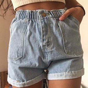 Vintage high rise elastic waist band shorts